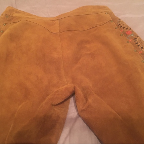 Free People Suede/Crochet Beautiful Daze Flare pants. Size 10 NO FLAWS RARE - Picture 8 of 13
